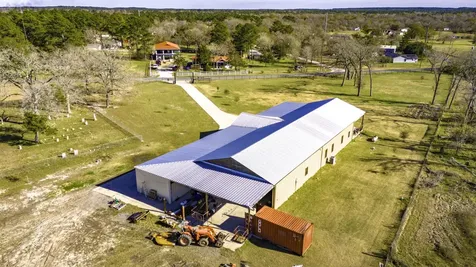 34 Julia Justice Road Huntsville TX 77320
