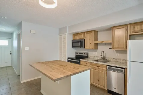 12900 Walden Road 622f Montgomery TX 77356