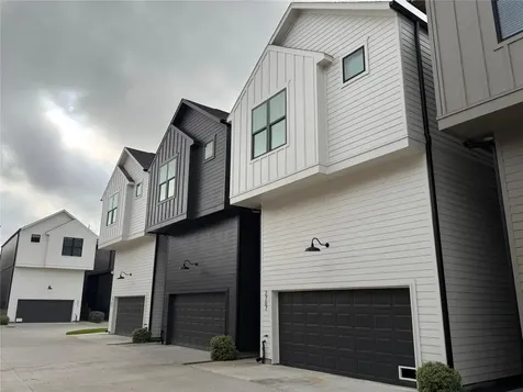 2705 Oakwood Crest Lane Houston TX 77018