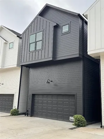 2705 Oakwood Crest Lane Houston TX 77018