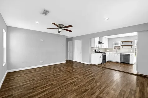 7710 Erath Street Houston TX 77023
