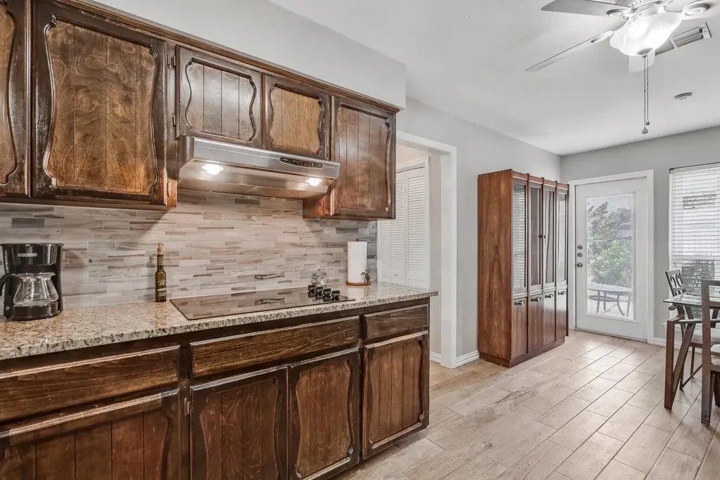 4957 Shadowbend Drive Corpus Christi TX 78413