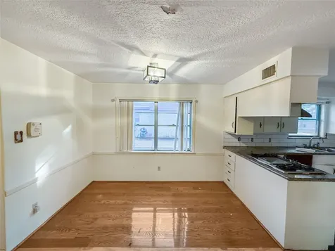 8219 Colgate Street Houston TX 77061