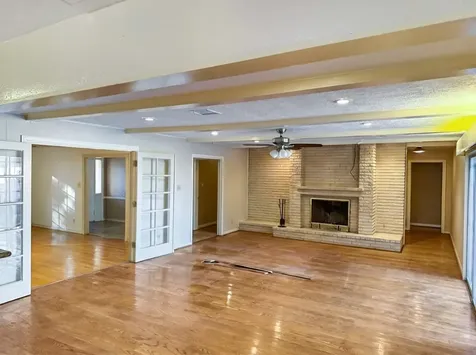 8219 Colgate Street Houston TX 77061