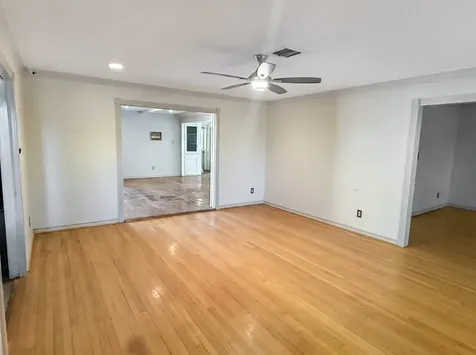 8219 Colgate Street Houston TX 77061