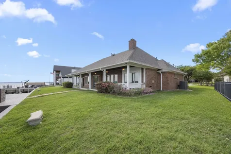 7175 Kingston Cove Lane Willis TX 77318
