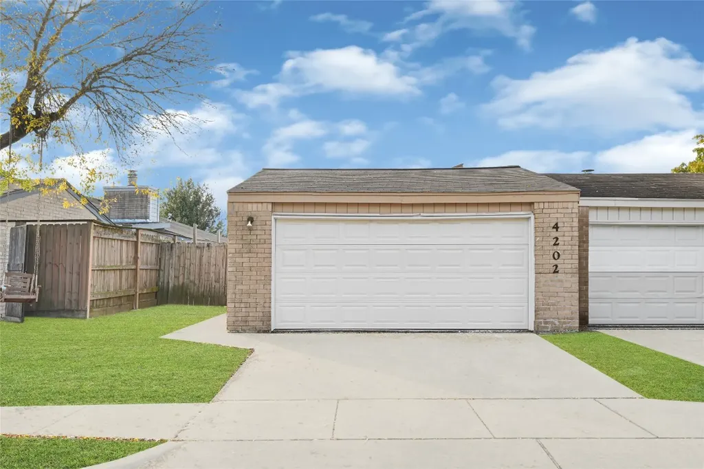4202 Boone Road Houston TX 77072
