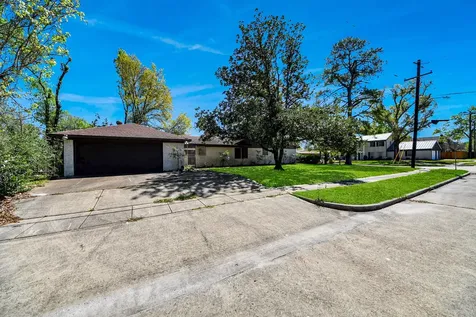 12803 Coolgreen Street Houston TX 77013