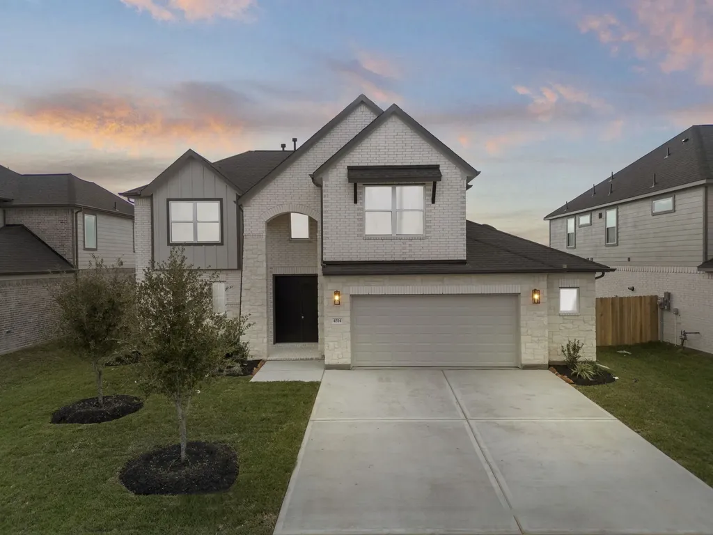 4514 Whisperwood Drive Rosenberg TX 77471