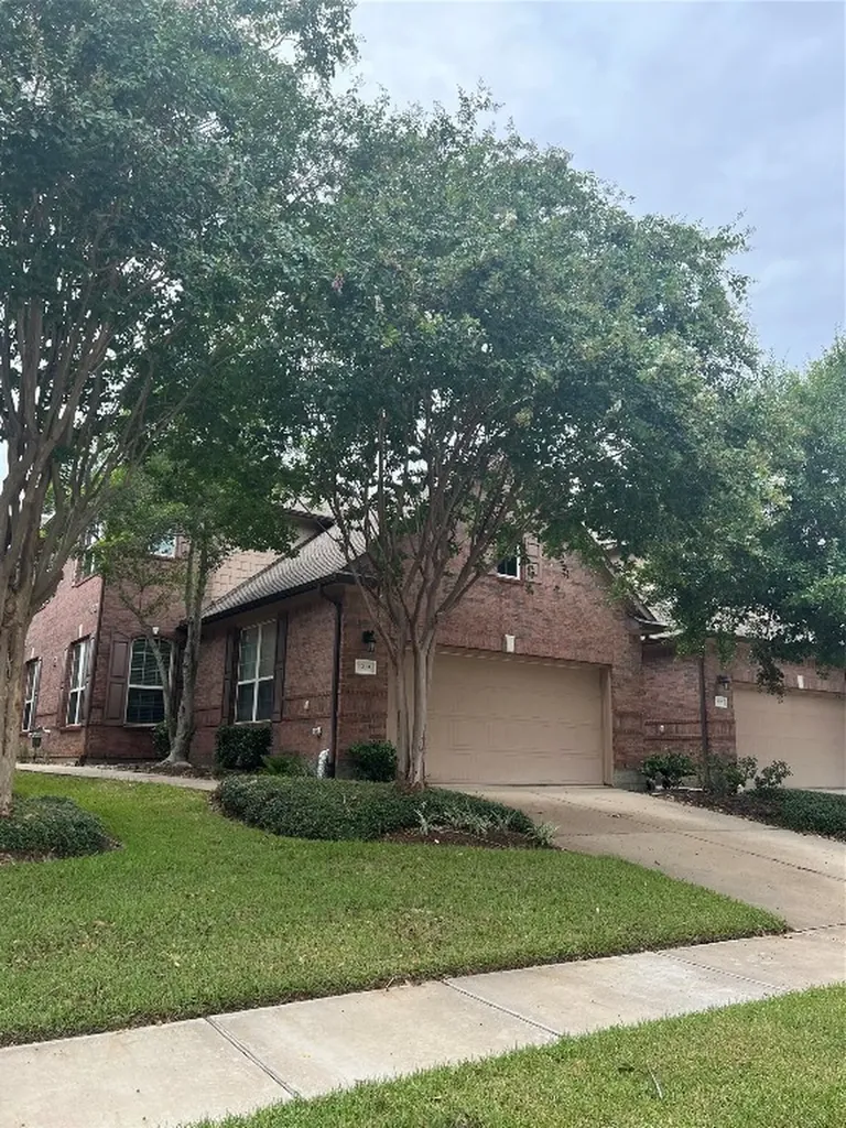 1214 Glenwood Canyon Lane Houston TX 77077