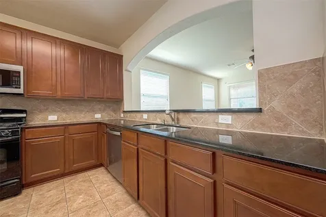 2122 Waterford Park Street Missouri City TX 77459