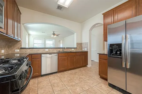 2122 Waterford Park Street Missouri City TX 77459