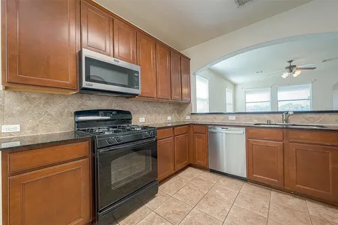 2122 Waterford Park Street Missouri City TX 77459