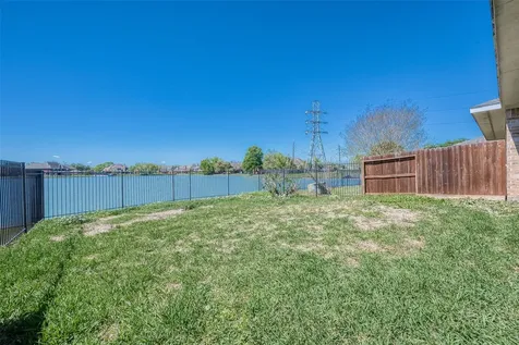 2122 Waterford Park Street Missouri City TX 77459
