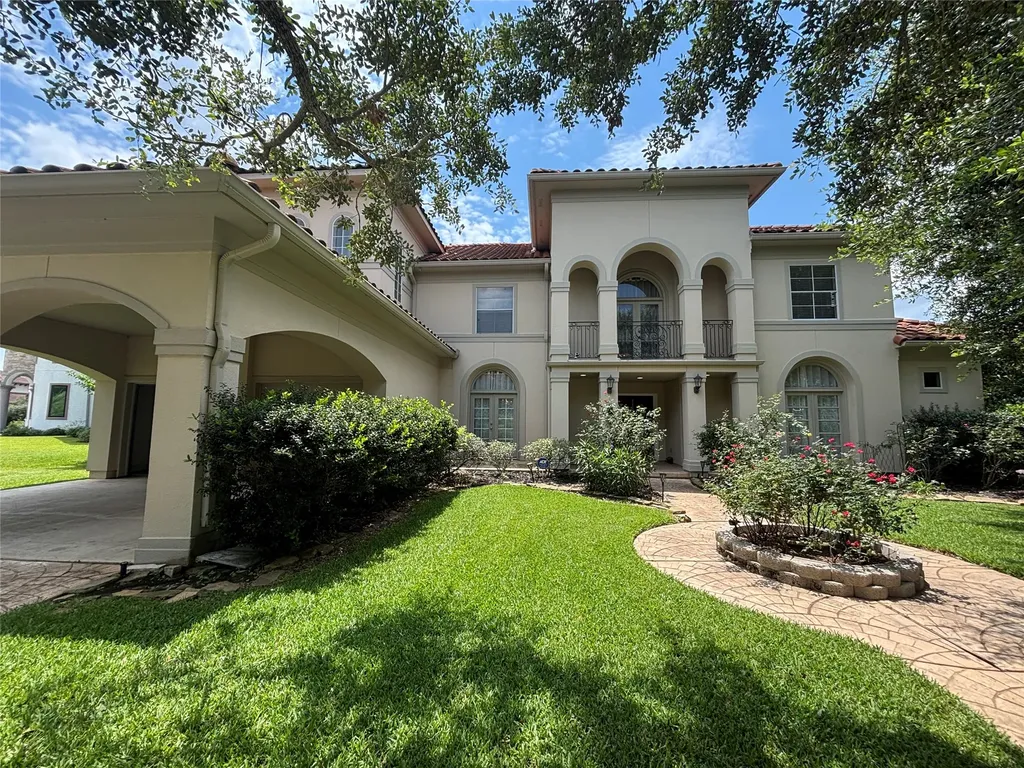 6 Hidden Cove Missouri City TX 77459