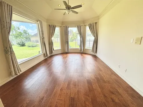 6 Hidden Cove Missouri City TX 77459