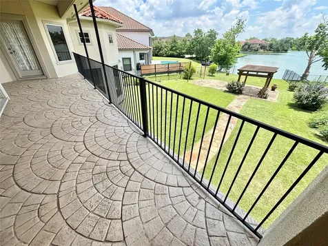 6 Hidden Cove Missouri City TX 77459