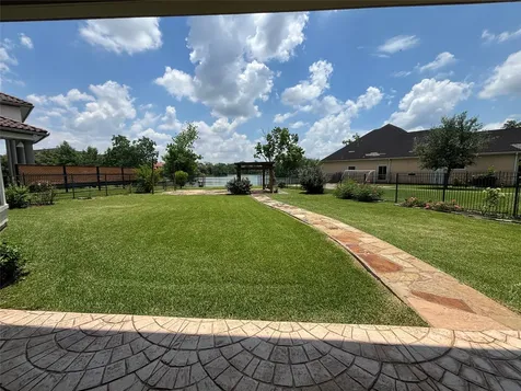 6 Hidden Cove Missouri City TX 77459