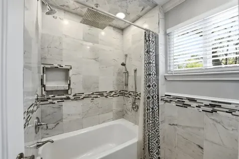 1918 Thousand Pines Drive Kingwood TX 77339