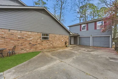 1918 Thousand Pines Drive Kingwood TX 77339