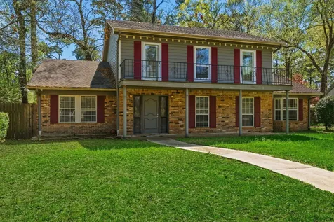 1918 Thousand Pines Drive Kingwood TX 77339