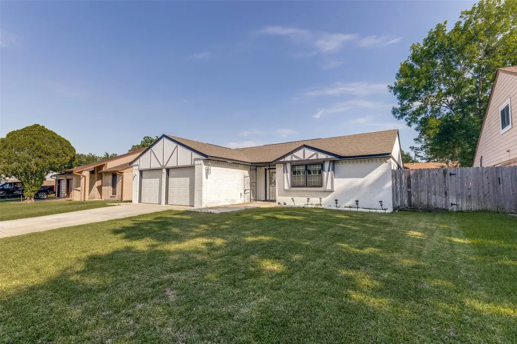 1127 Gentle Bend Drive Missouri City TX 77489