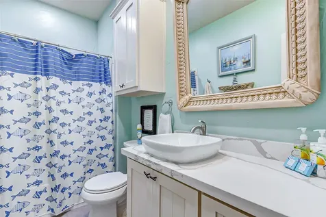 851 Palmetto Drive Crystal Beach TX 77650