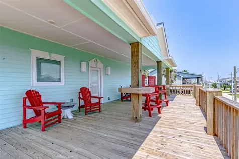 851 Palmetto Drive Crystal Beach TX 77650