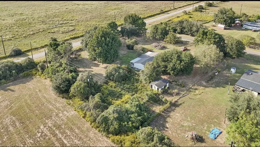 35494 Betka Road Hempstead TX 77445