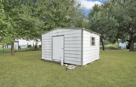 35494 Betka Road Hempstead TX 77445
