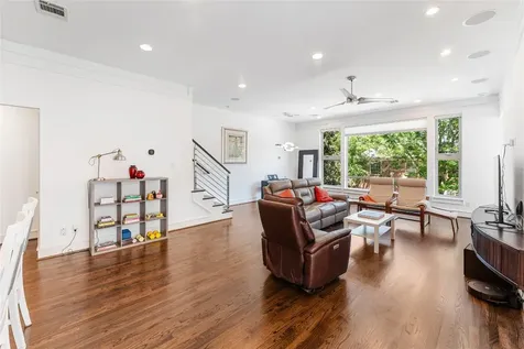 1507 Sandman Street Houston TX 77007