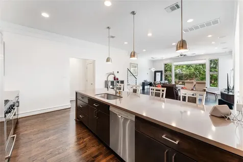 1507 Sandman Street Houston TX 77007