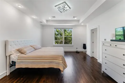 1507 Sandman Street Houston TX 77007