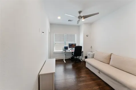 1507 Sandman Street Houston TX 77007