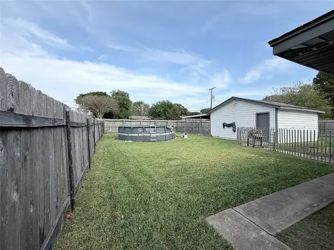 1720 17th Avenue N Texas City TX 77590