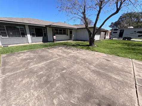 1720 17th Avenue N Texas City TX 77590