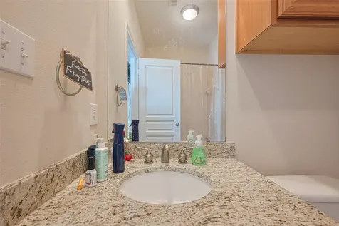24 Versante Court Houston TX 77070