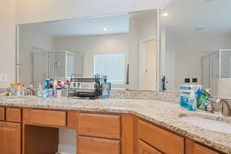 24 Versante Court Houston TX 77070