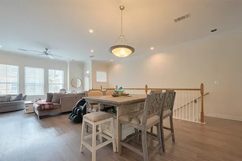 24 Versante Court Houston TX 77070