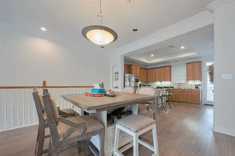 24 Versante Court Houston TX 77070