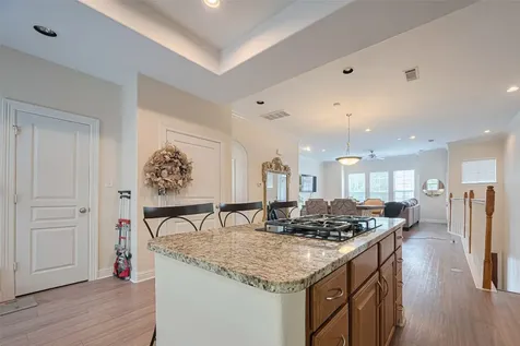 24 Versante Court Houston TX 77070