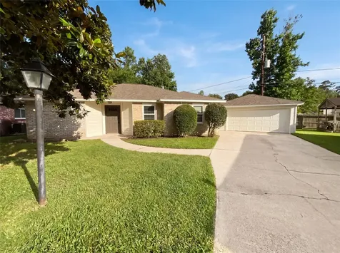 410 E Little Oak Court Spring TX 77386