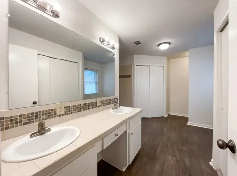 410 E Little Oak Court Spring TX 77386