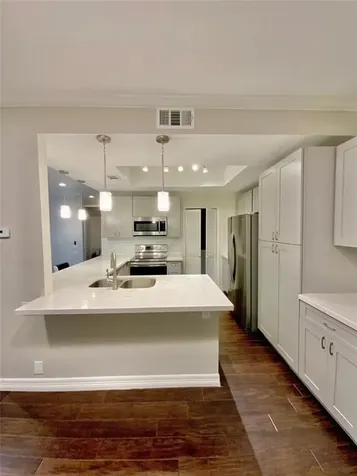 233 Litchfield Lane Houston TX 77024