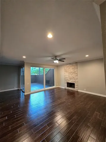 233 Litchfield Lane Houston TX 77024