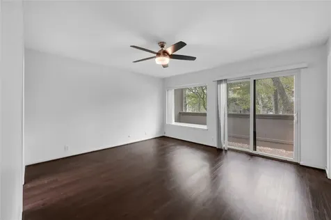 233 Litchfield Lane Houston TX 77024