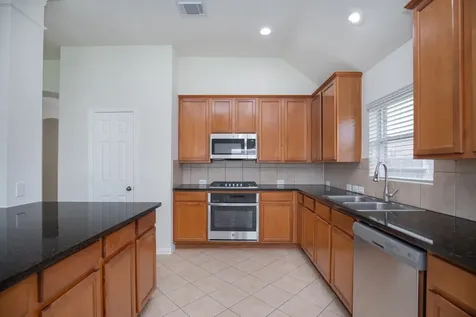 8802 Rocky Knoll Lane Rosenberg TX 77469