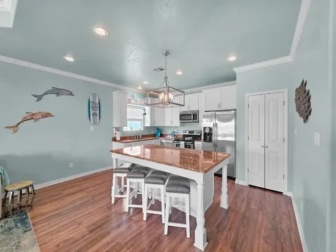 979 Palmridge Drive Crystal Beach TX 77650