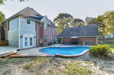 216 Pebble Creek Livingston TX 77351