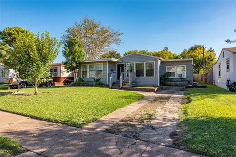 809 12th Avenue N Texas City TX 77590